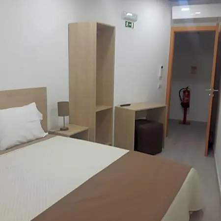 Fonte D' Amandos Bed and Breakfast 3*