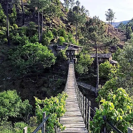 Fonte D' Amandos Bed and Breakfast